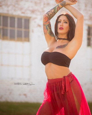 Sabrina Corinne ,Сабрина Коринна
